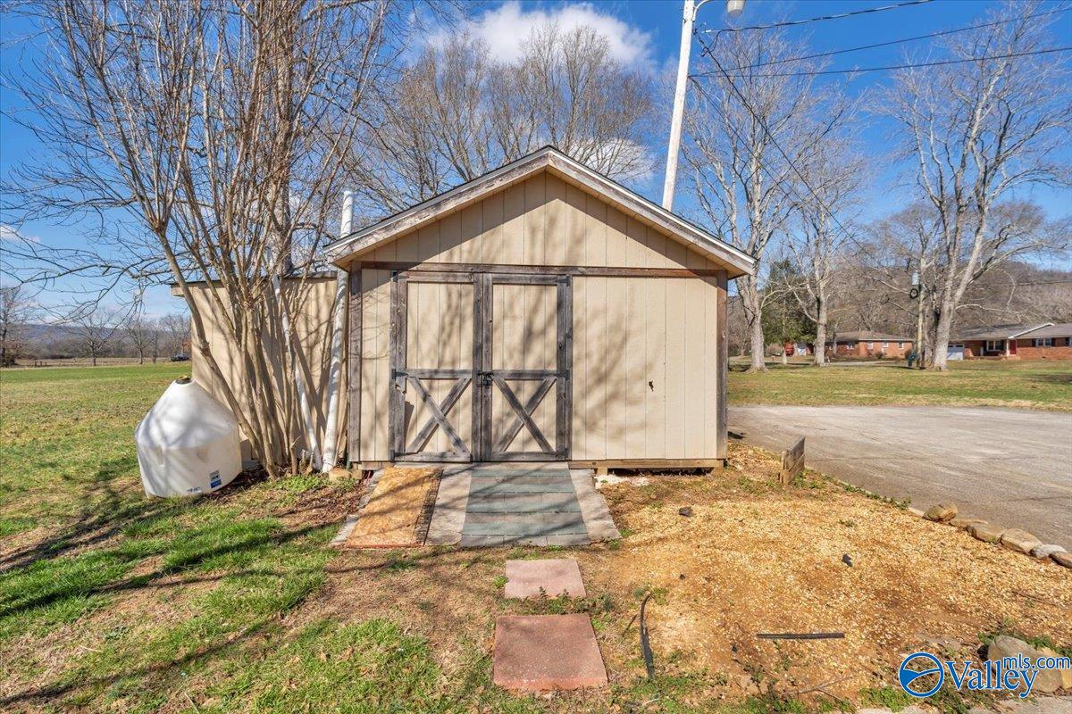 365 County Road 26, Scottsboro, Alabama image 9