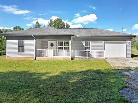 Homes For Sale - 670 Mobb Hill Road<br/> Union Grove, AL 35175