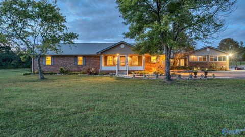 Homes For Sale - 701 Cave Spring Road<br/> Owens Cross Roads, AL 35763