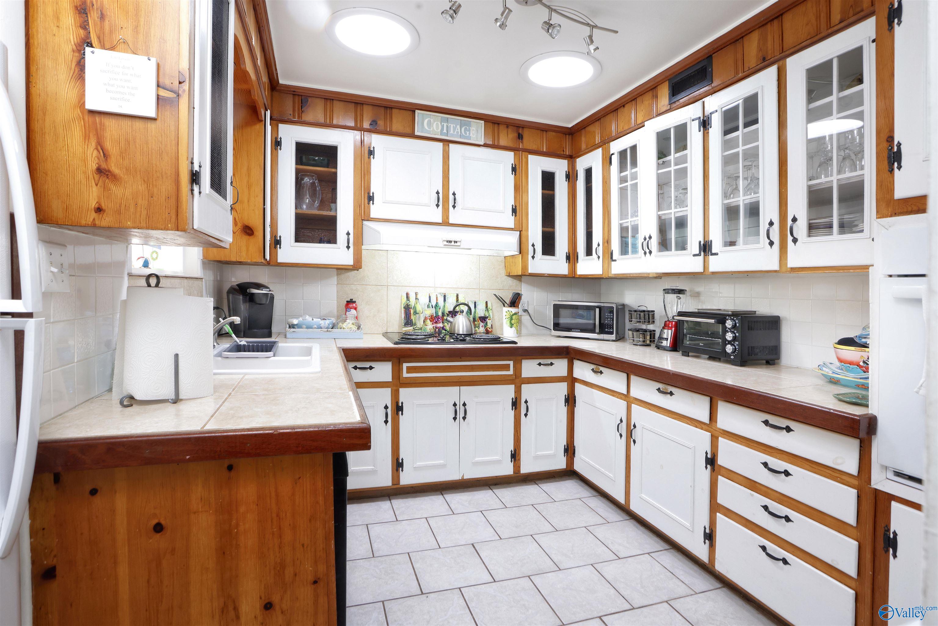 1411 Jones Avenue, Tybee Island, Georgia image 3