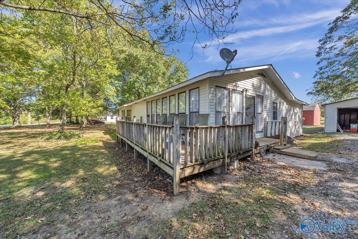 1527 Butter And Egg Road, Hazel Green, Alabama image 2