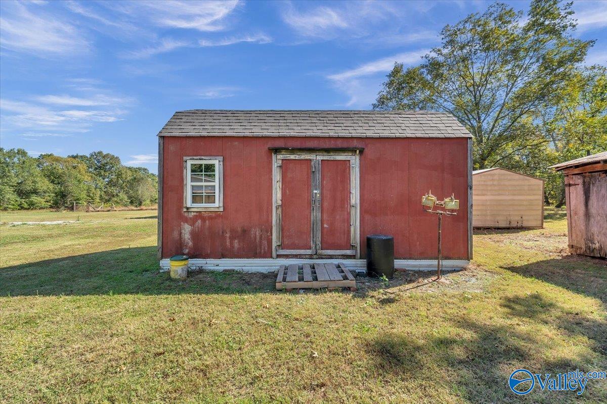 1527 Butter And Egg Road, Hazel Green, Alabama image 8