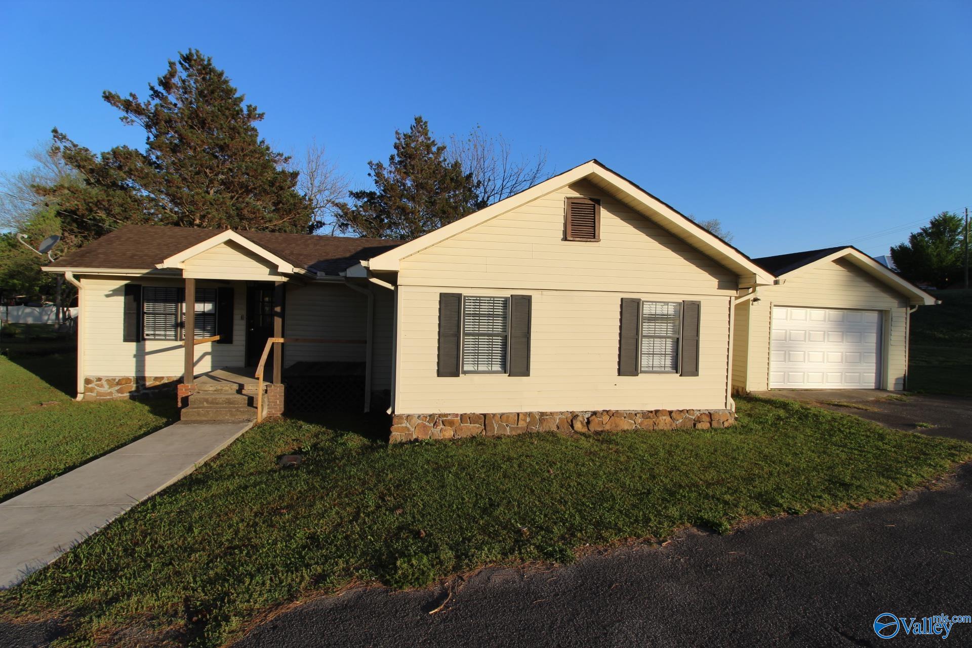 128 College Street, Blountsville, Alabama image 1