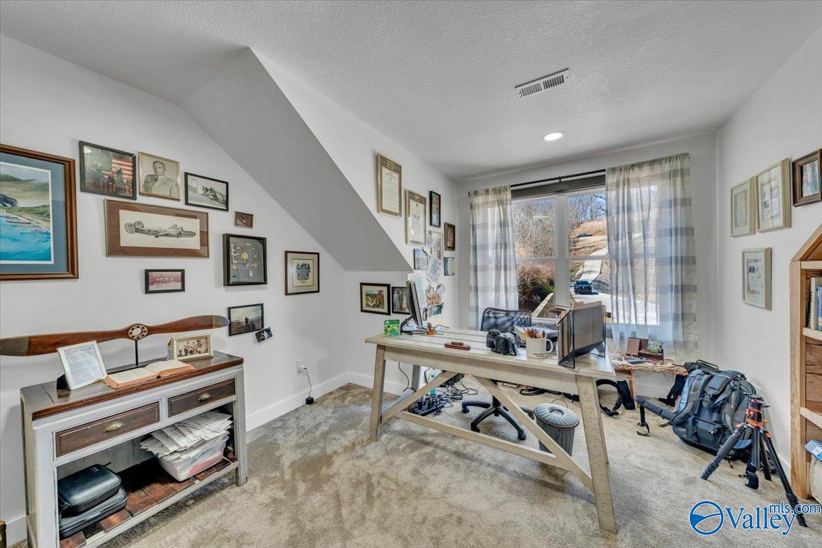 Scottsboro, Alabama, 35769, United States, 5 Bedrooms Bedrooms, ,7 BathroomsBathrooms,Residential,Active,2023896