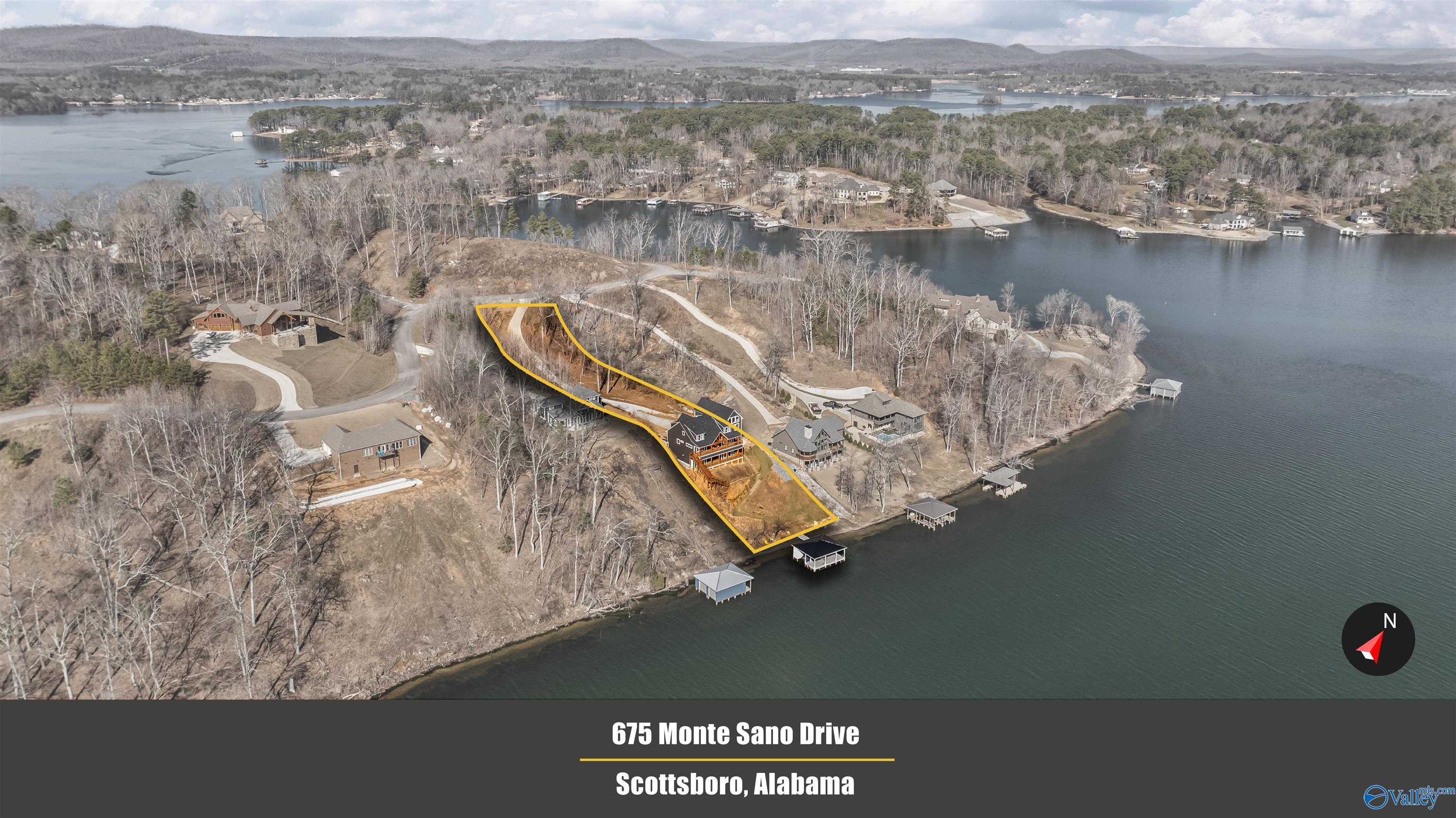 Scottsboro, Alabama, 35769, United States, 5 Bedrooms Bedrooms, ,7 BathroomsBathrooms,Residential,Active,2023896