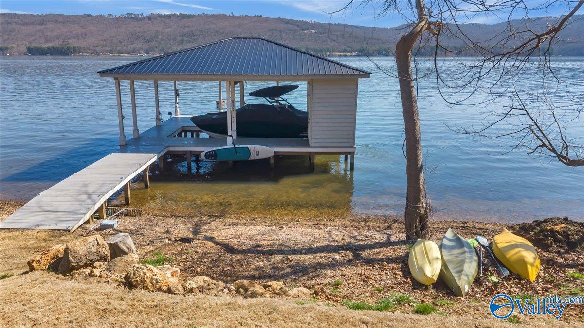 Scottsboro, Alabama, 35769, United States, 5 Bedrooms Bedrooms, ,7 BathroomsBathrooms,Residential,Active,2023896