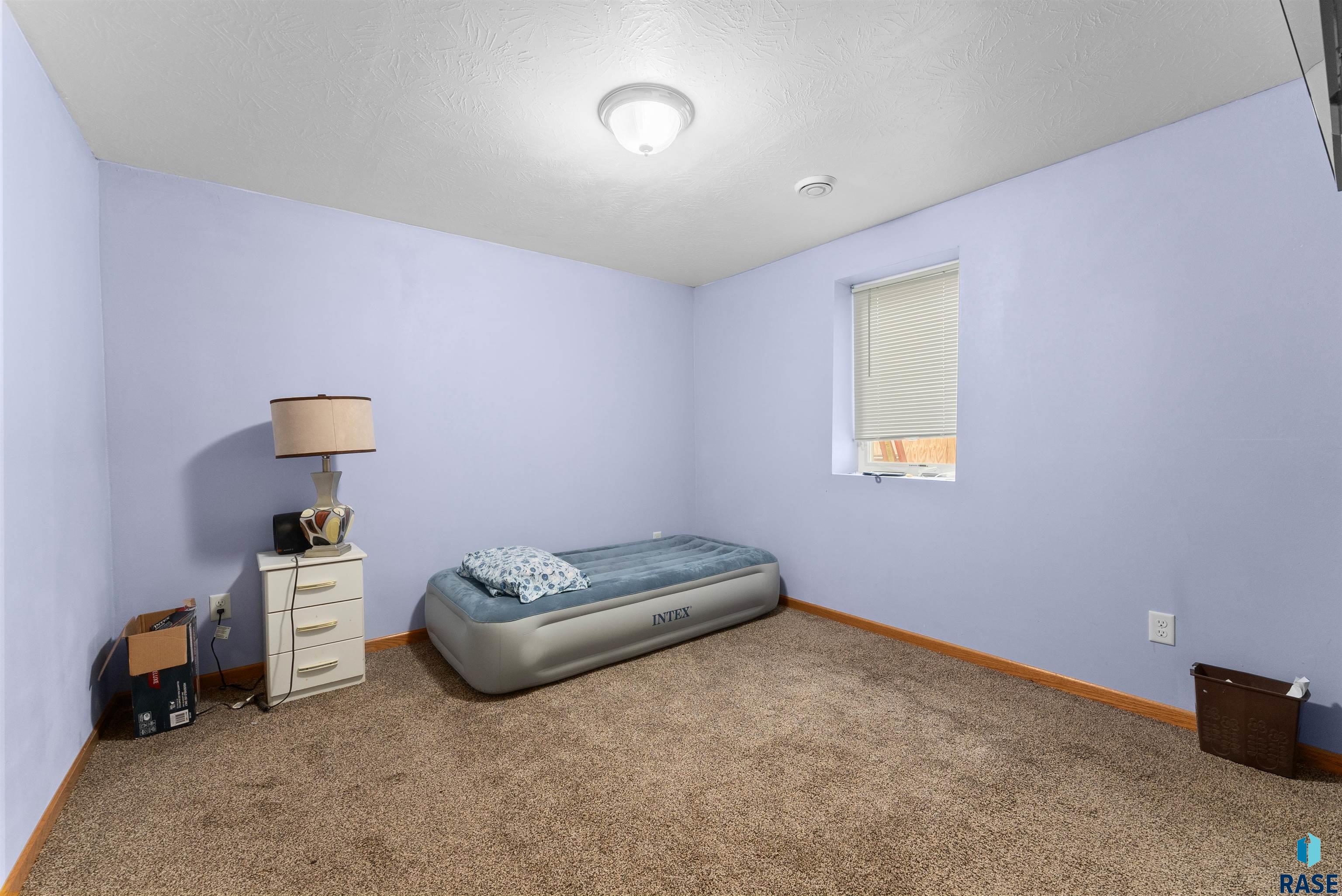 904 N Highland Ave Avenue, Sioux Falls, South Dakota image 23