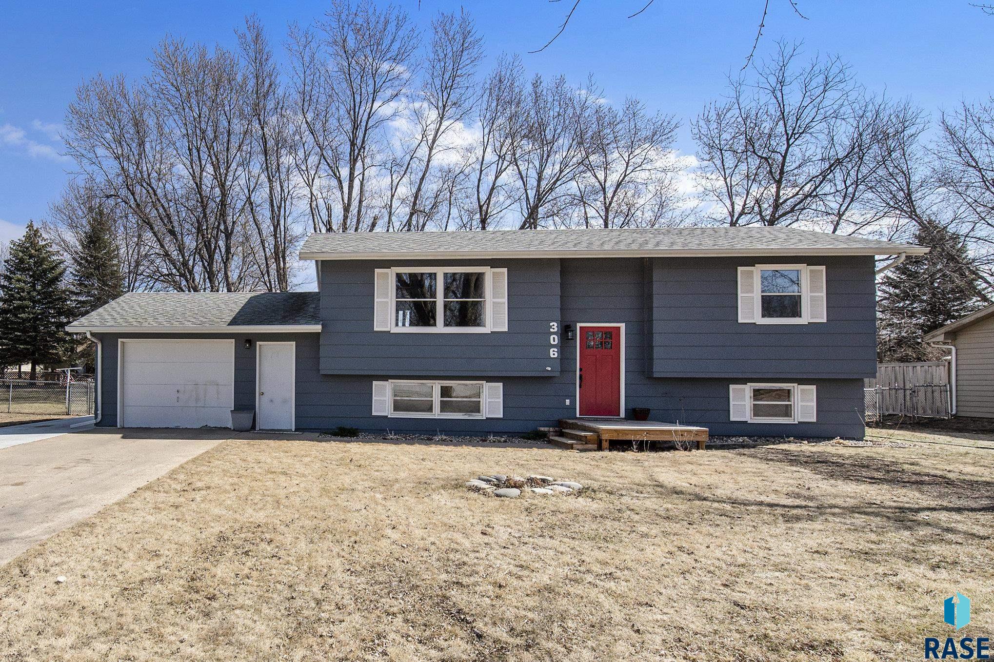 306 N Joseph Ave Avenue, Tea, South Dakota image 1
