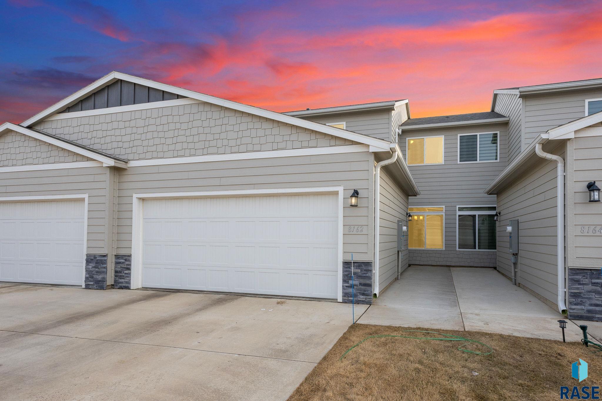 8162 E Tencate Pl Place, Sioux Falls, South Dakota image 1