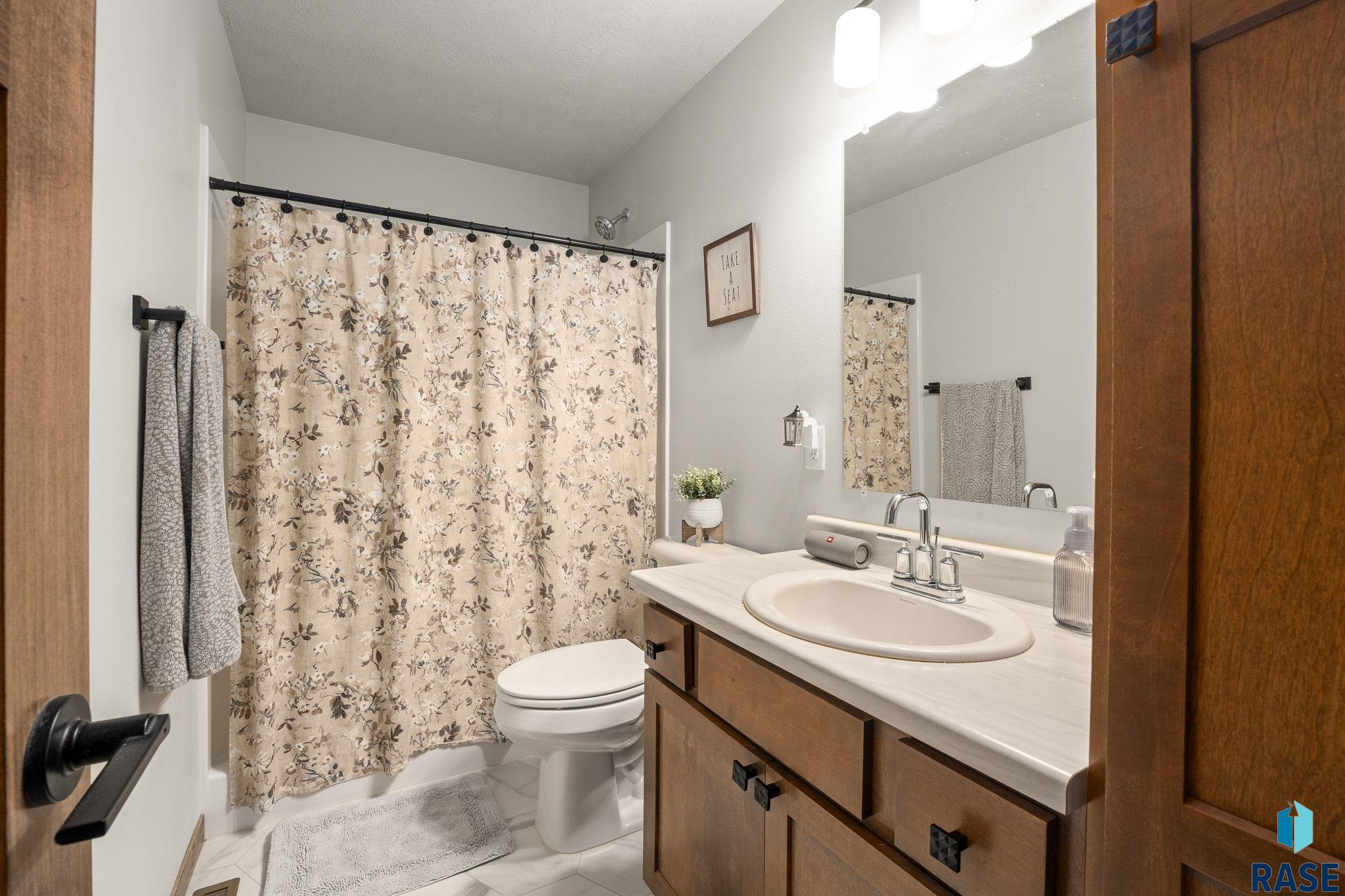 8162 E Tencate Pl Place, Sioux Falls, South Dakota image 18