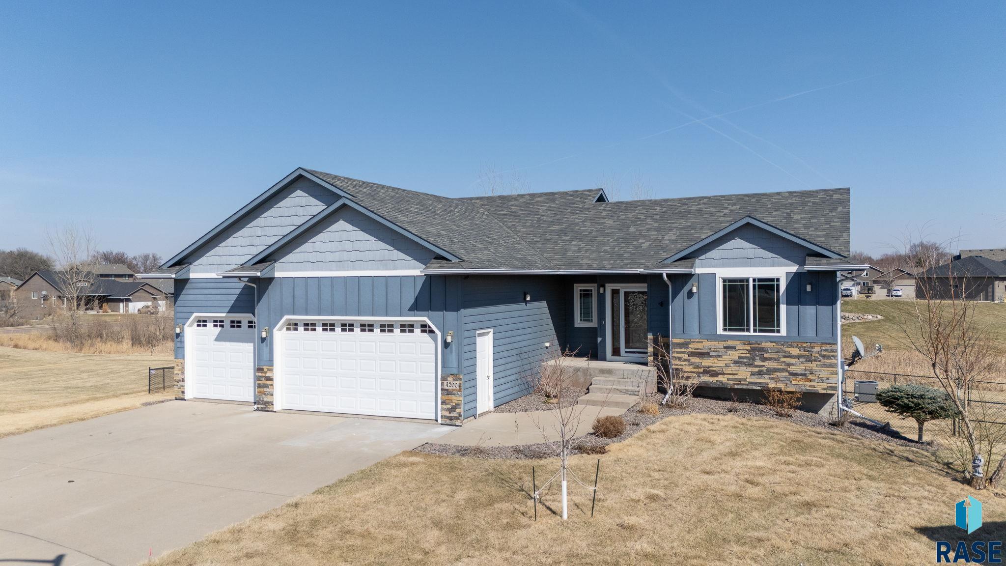 4200 W Mindy Cir Circle, Sioux Falls, South Dakota image 2