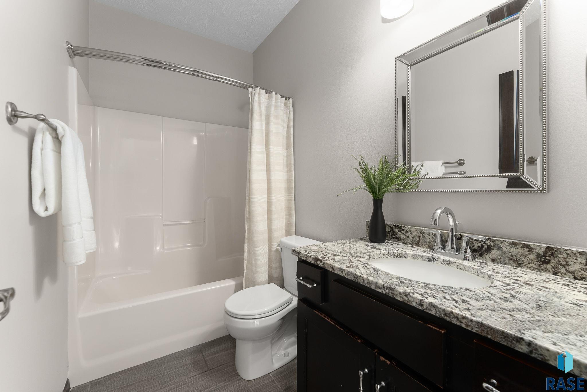 4200 W Mindy Cir Circle, Sioux Falls, South Dakota image 34