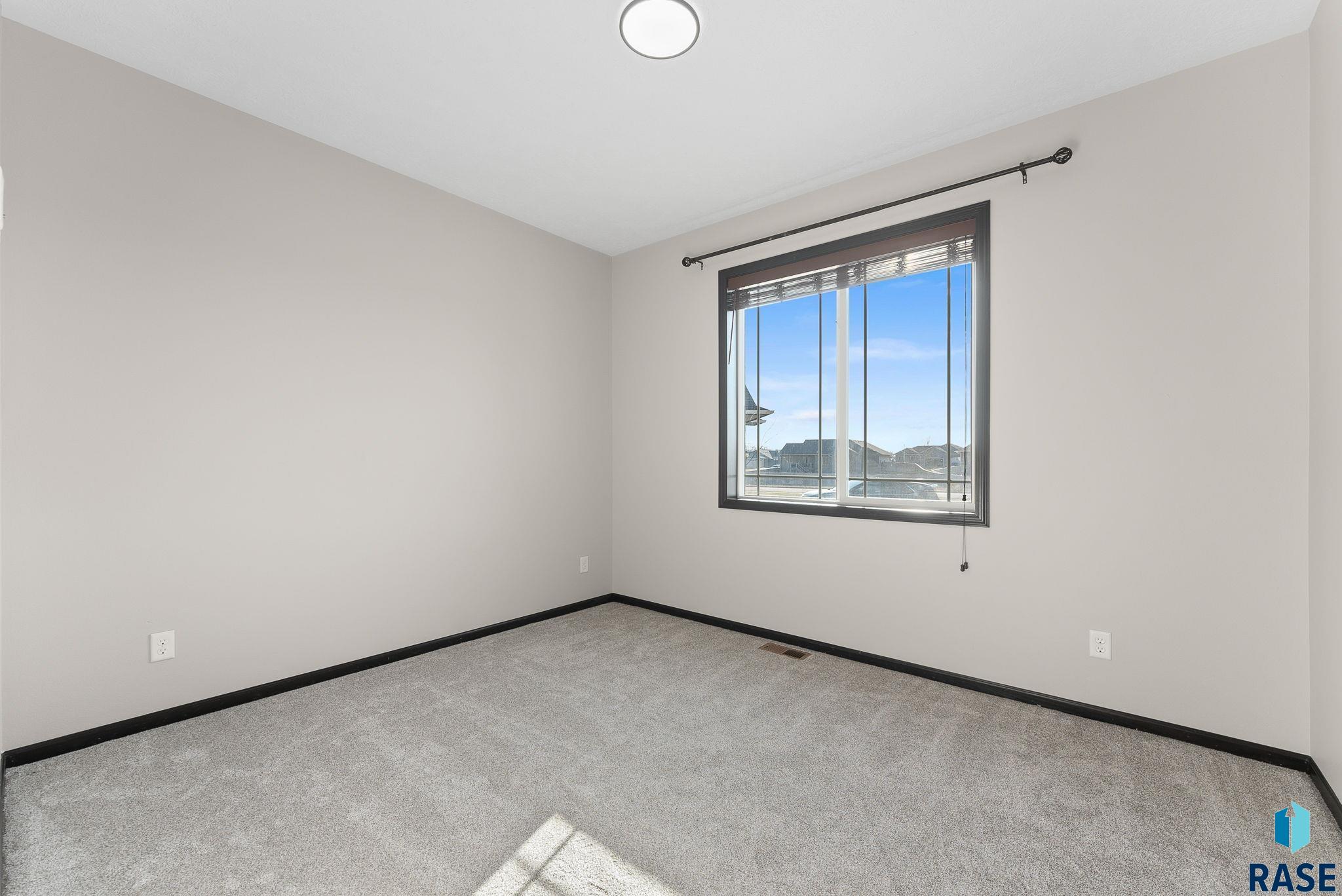 4200 W Mindy Cir Circle, Sioux Falls, South Dakota image 33