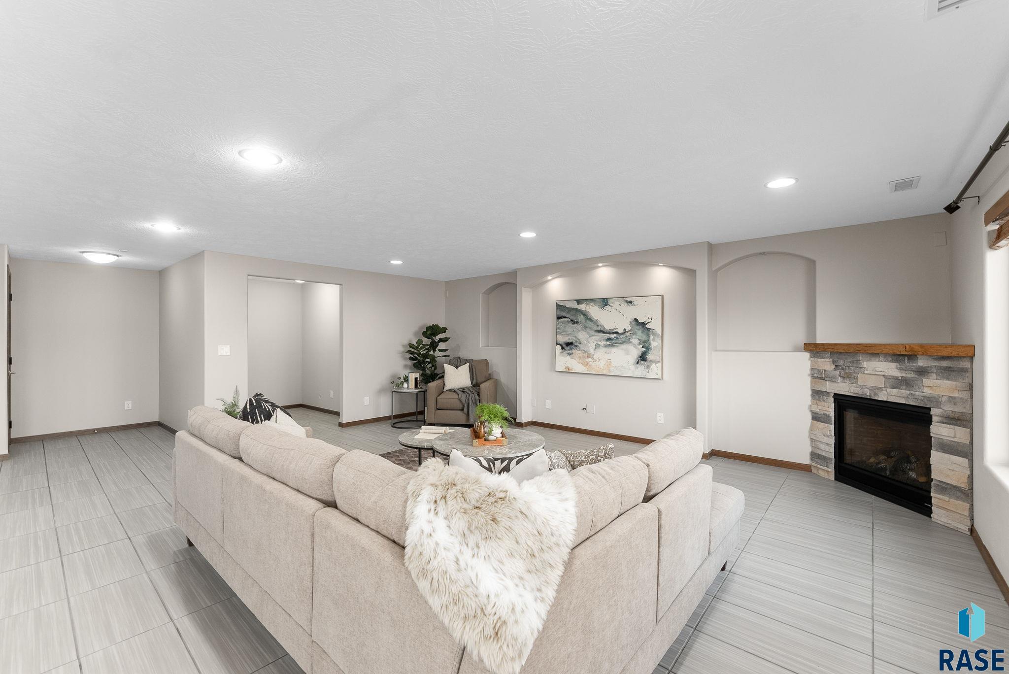 4200 W Mindy Cir Circle, Sioux Falls, South Dakota image 43
