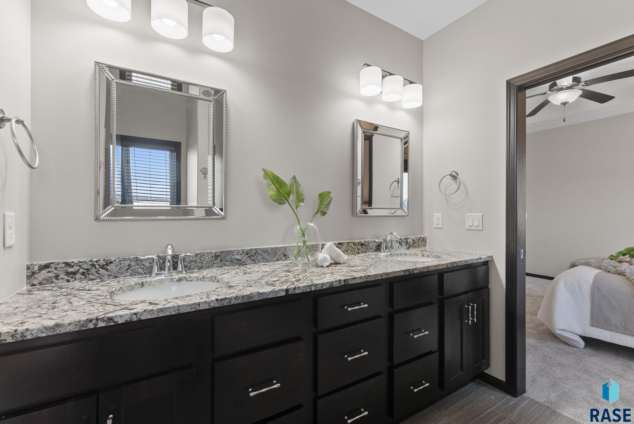 4200 W Mindy Cir Circle, Sioux Falls, South Dakota image 29