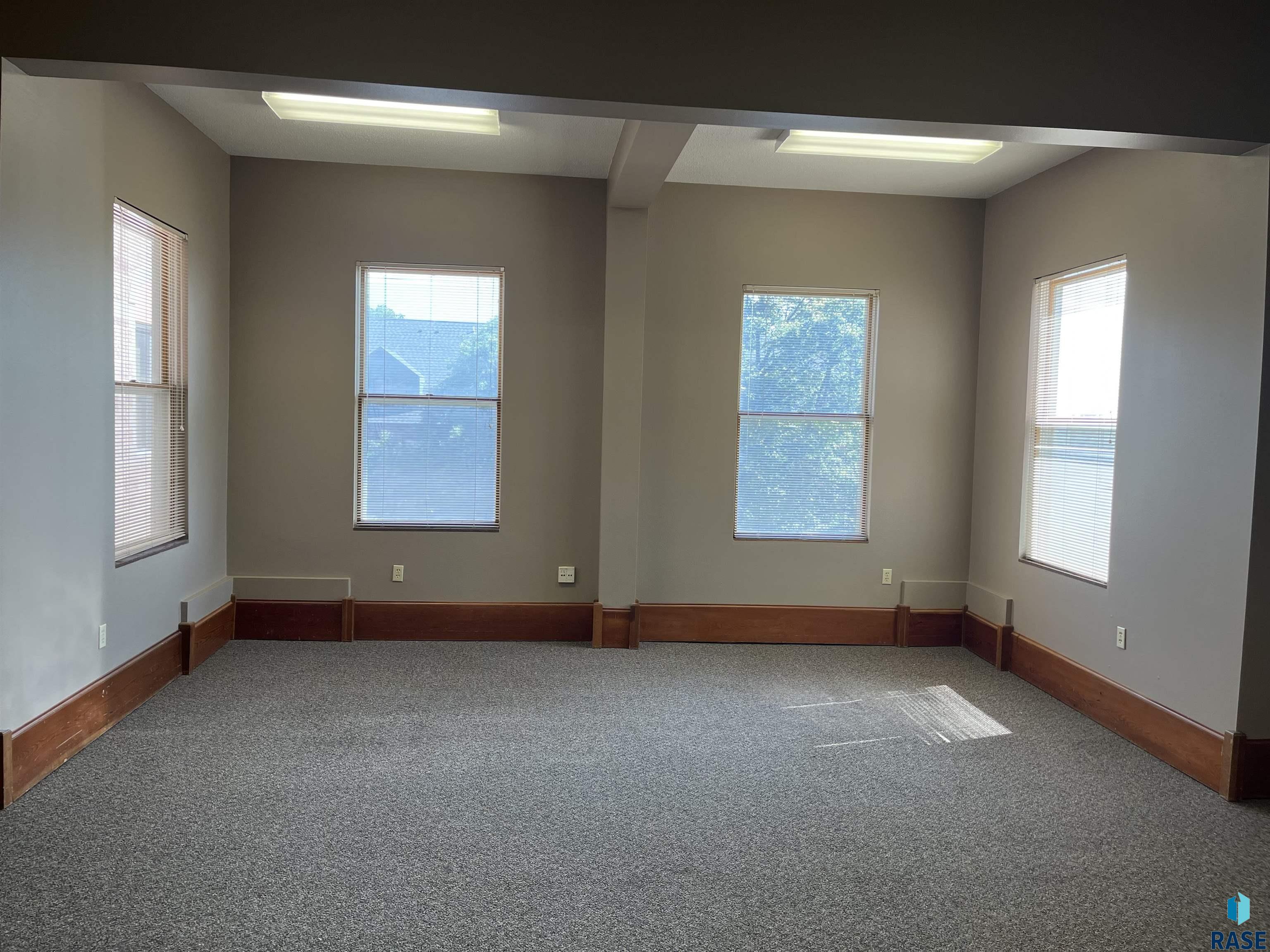 Sioux Falls, South Dakota 57103, United States, ,Commercial,Active,199764