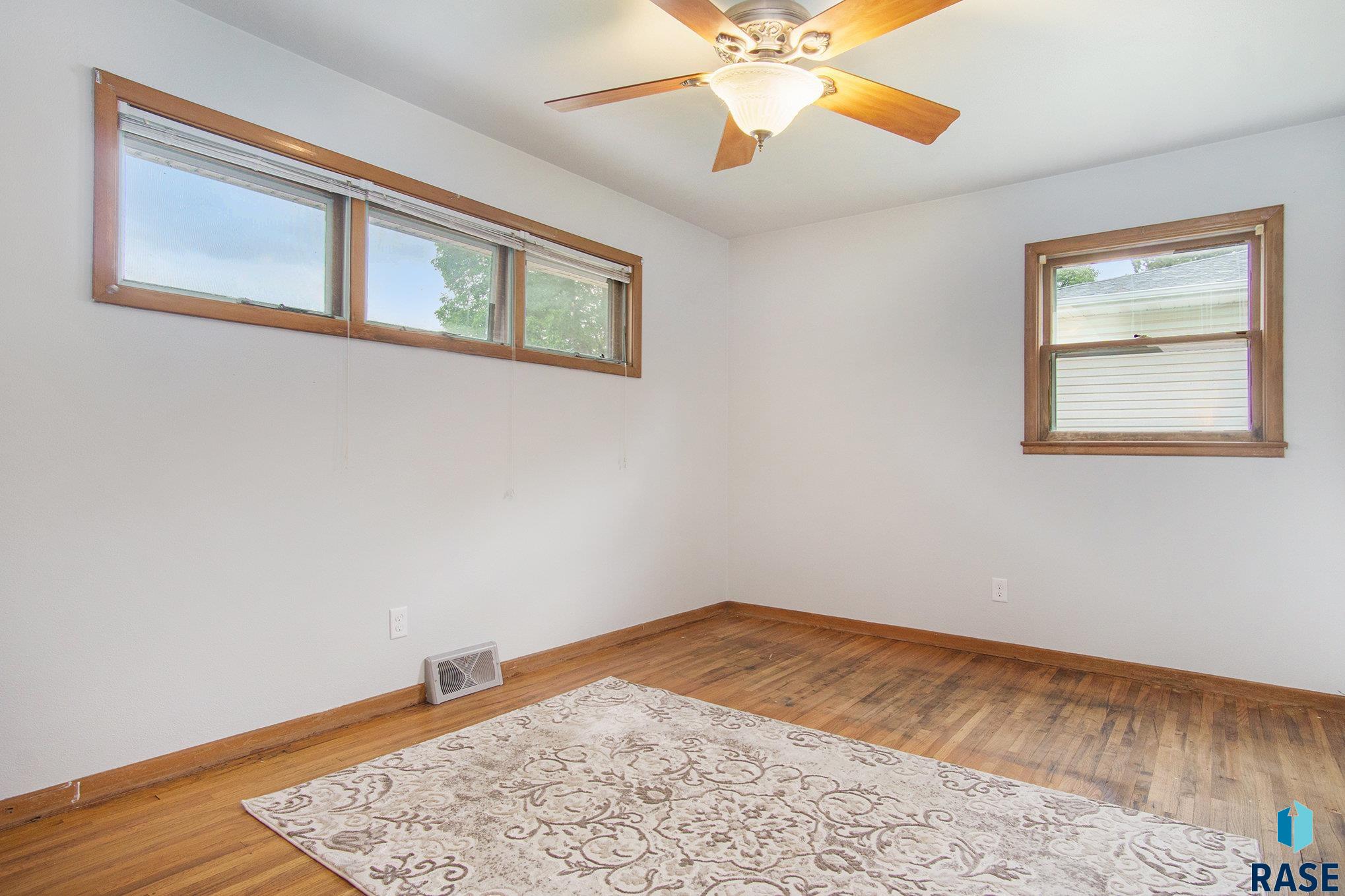 804 S Jessica Ave Avenue, Sioux Falls, New Jersey image 14
