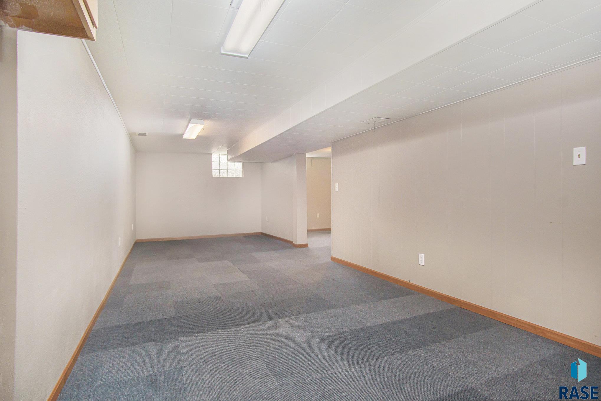804 S Jessica Ave Avenue, Sioux Falls, New Jersey image 18