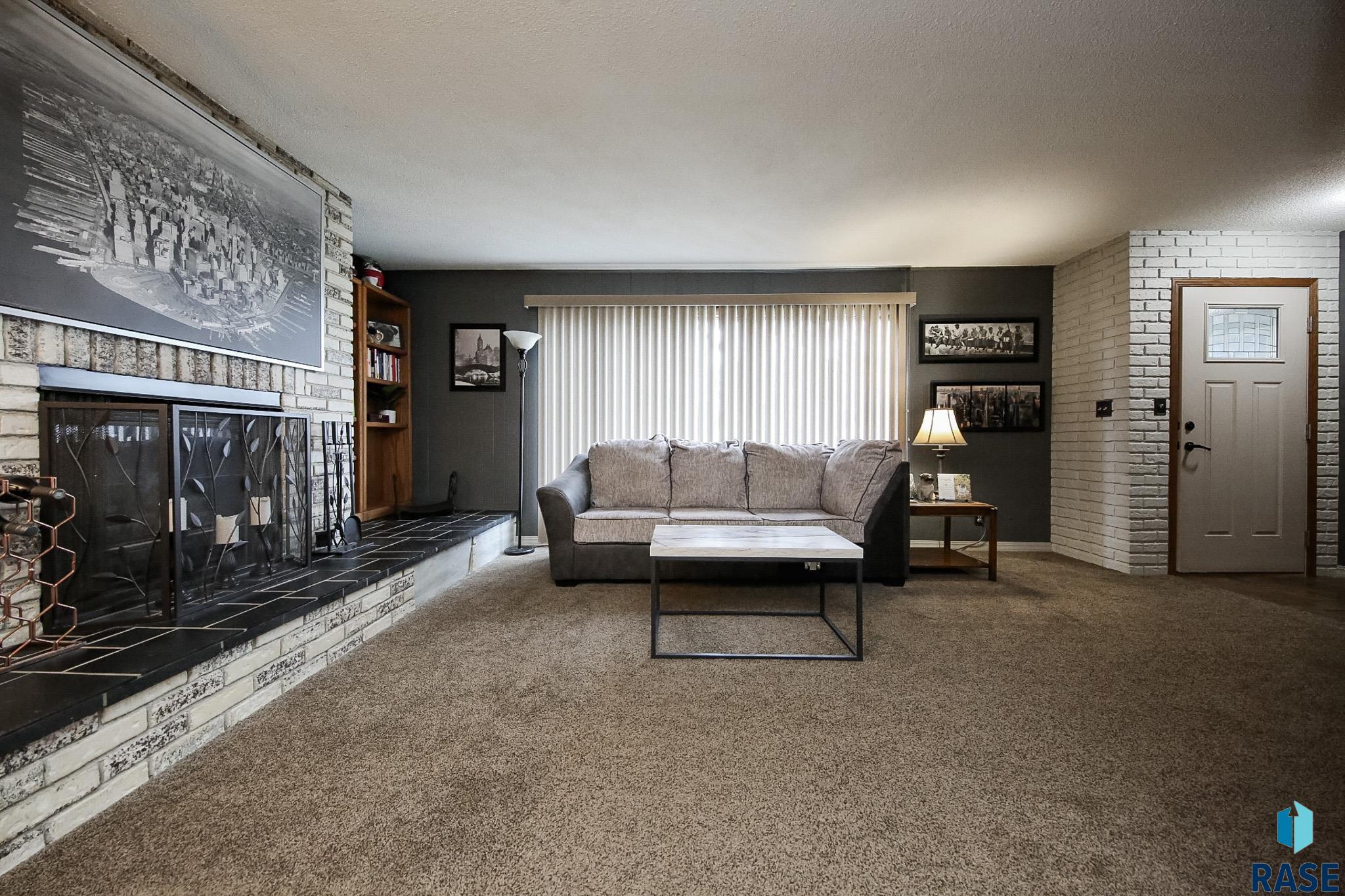 2612 S Willow Ave Avenue, Sioux Falls, Texas image 2