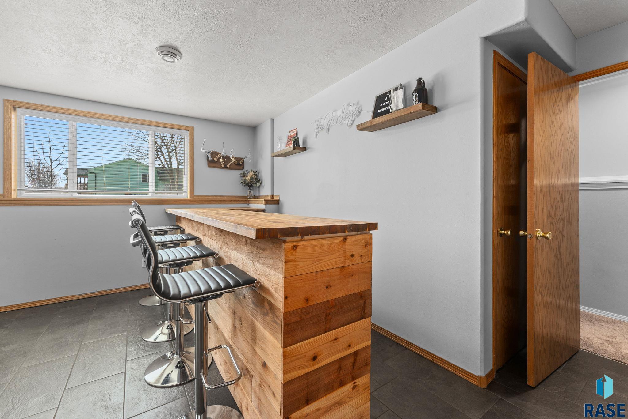 Sioux Falls, South Dakota 57106, United States, 3 Bedrooms Bedrooms, ,2 BathroomsBathrooms,Residential,Active,95747