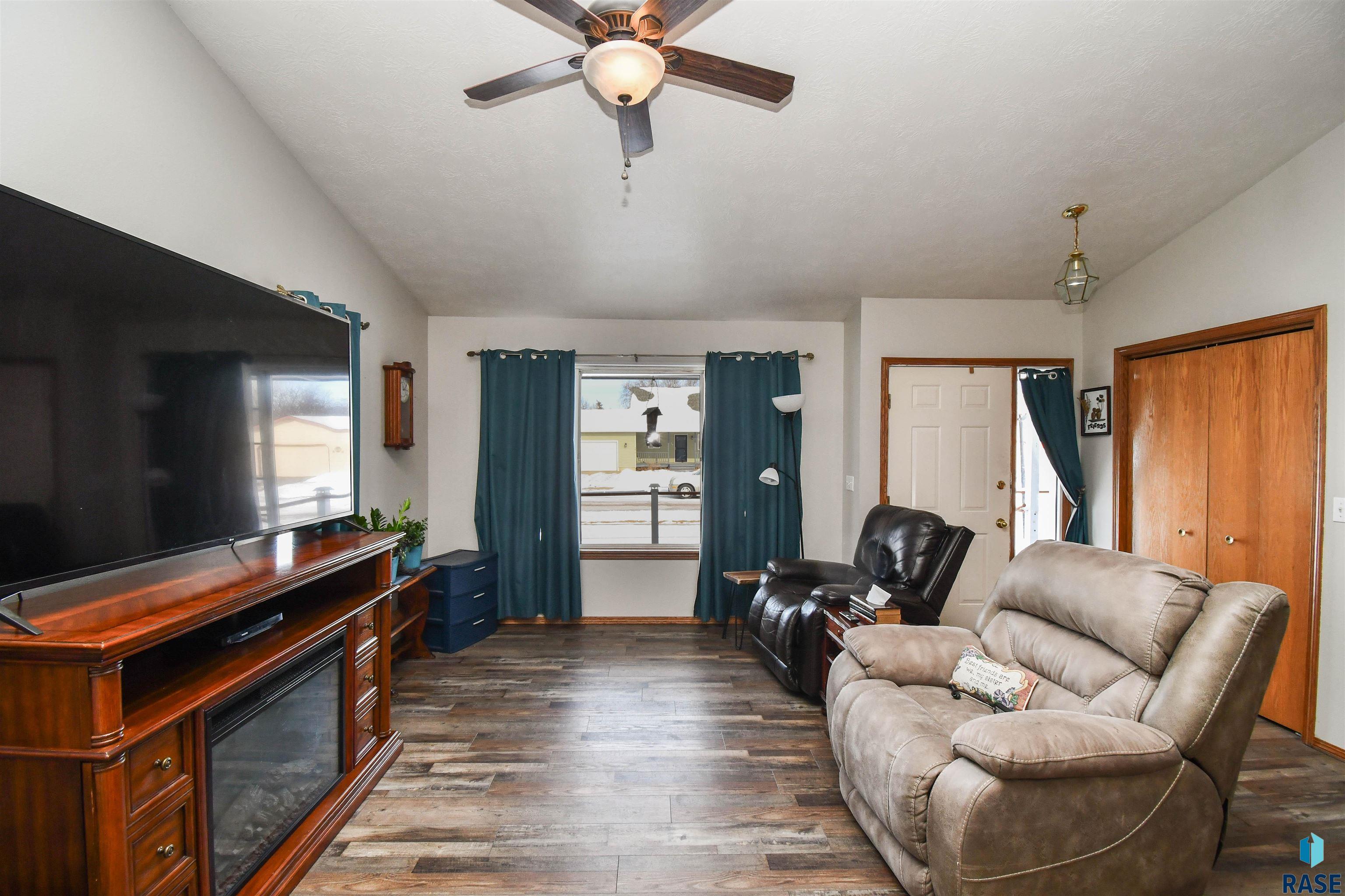 5813 W Clay St Street, Sioux Falls, South Dakota image 45