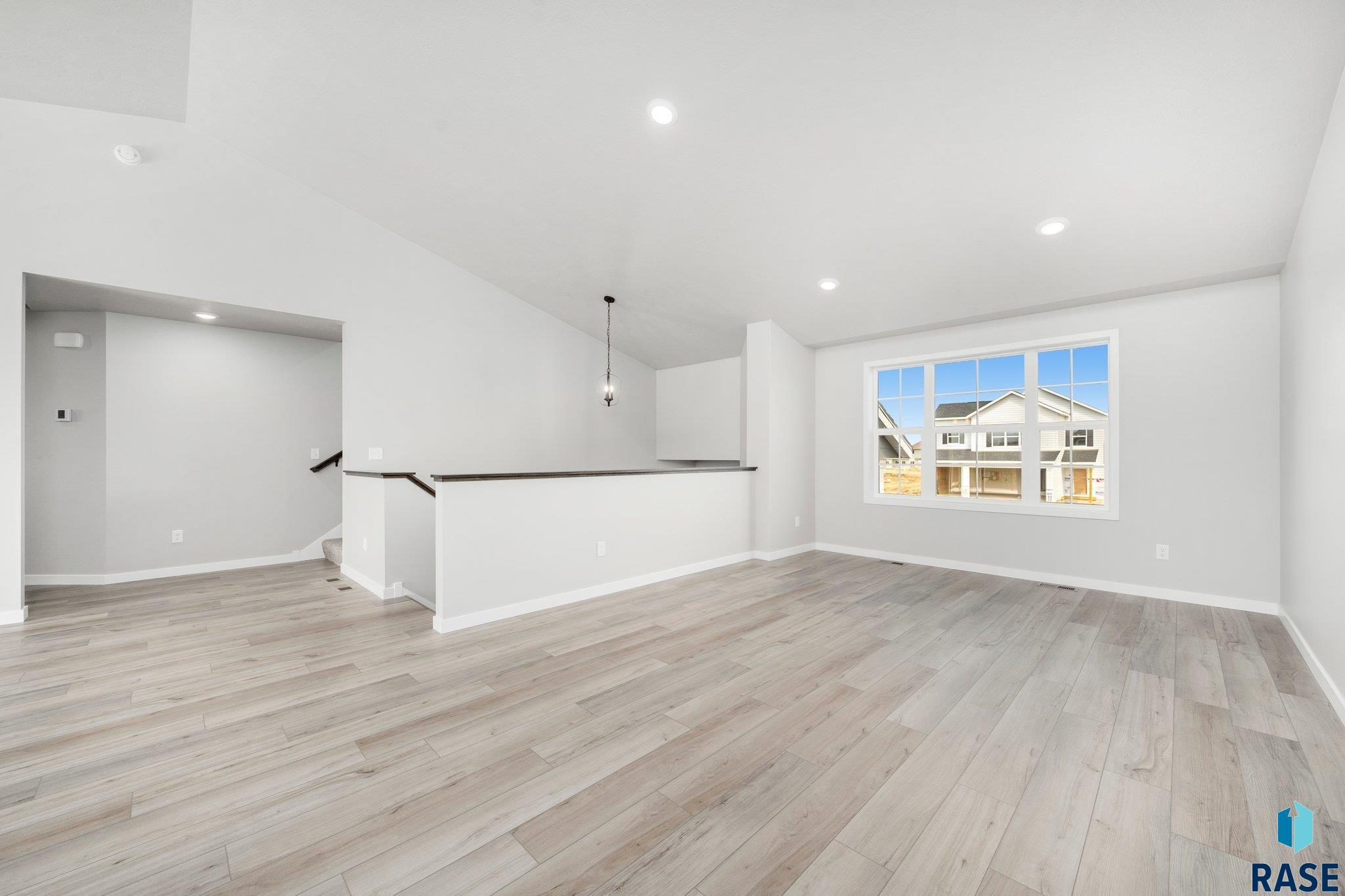 2904 S Copper Creek Ave Avenue, Sioux Falls, New Jersey image 6