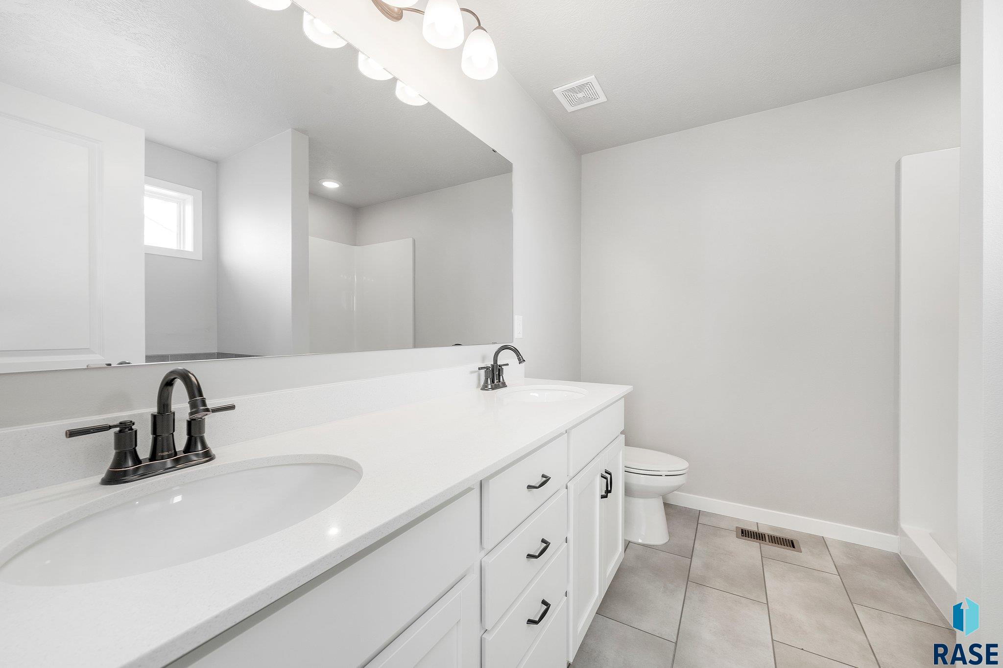 2904 S Copper Creek Ave Avenue, Sioux Falls, New Jersey image 13
