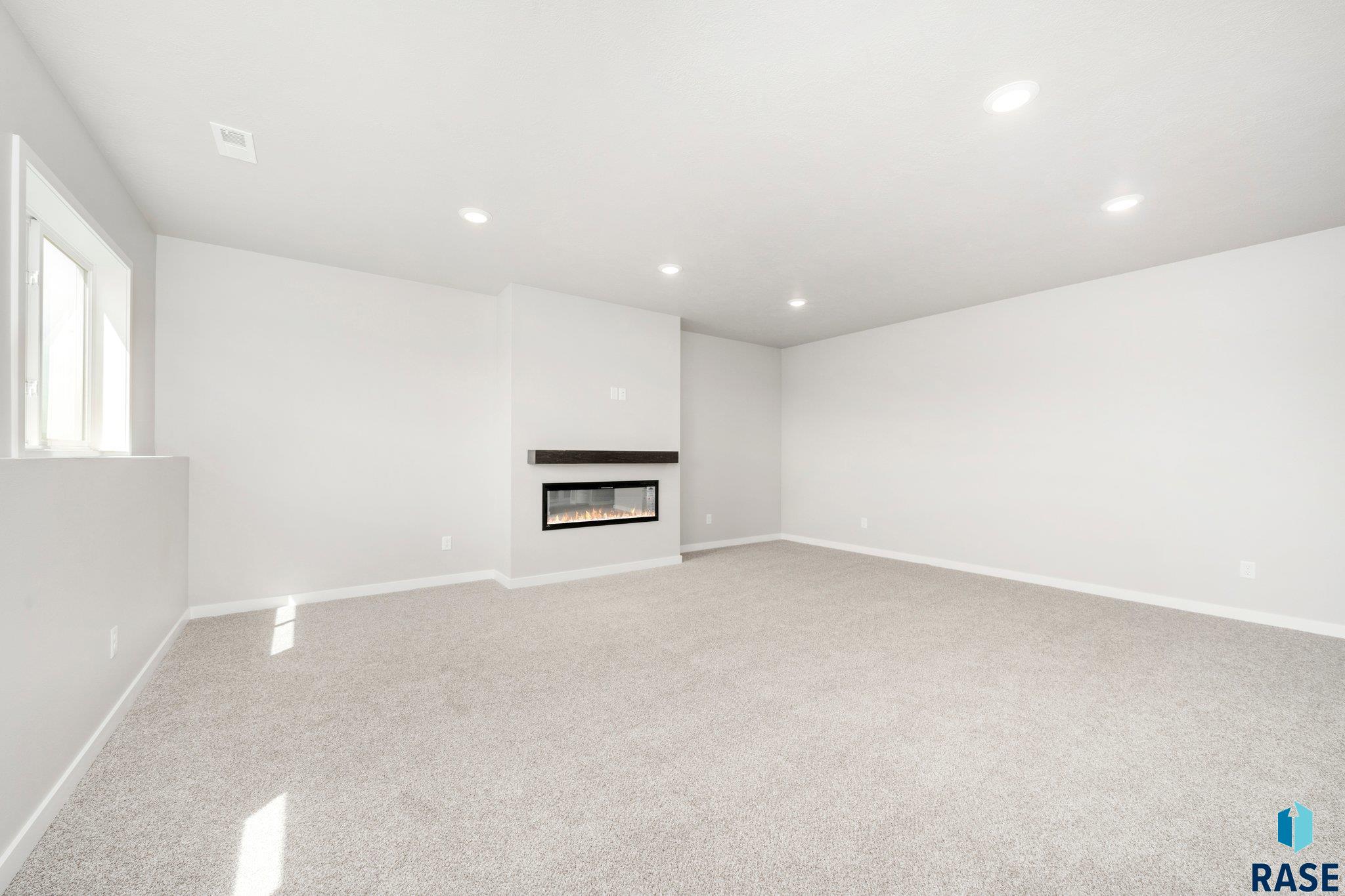 2904 S Copper Creek Ave Avenue, Sioux Falls, New Jersey image 23