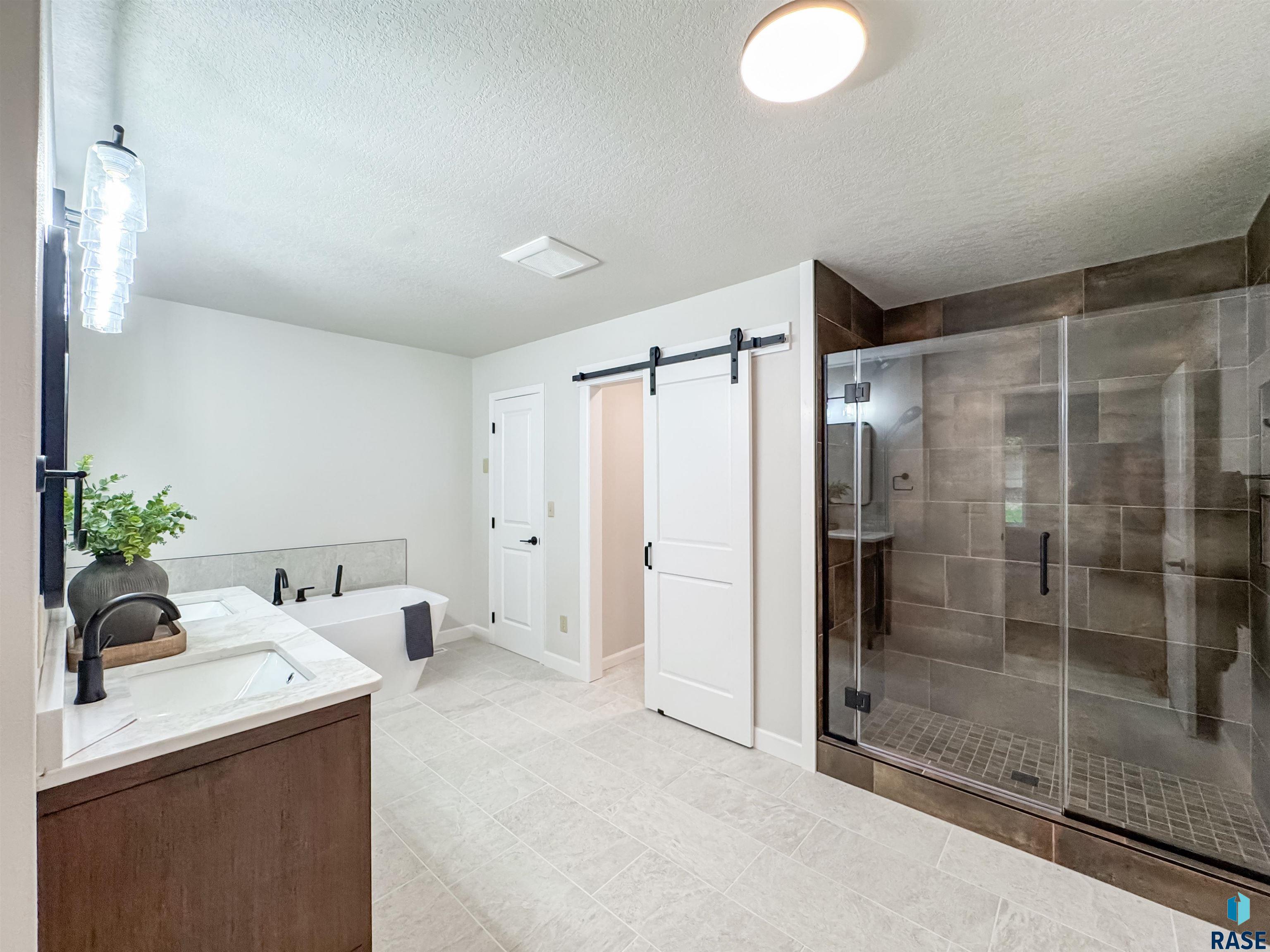 1708 E Ash Grove Cir Circle, Sioux Falls, New Jersey image 14