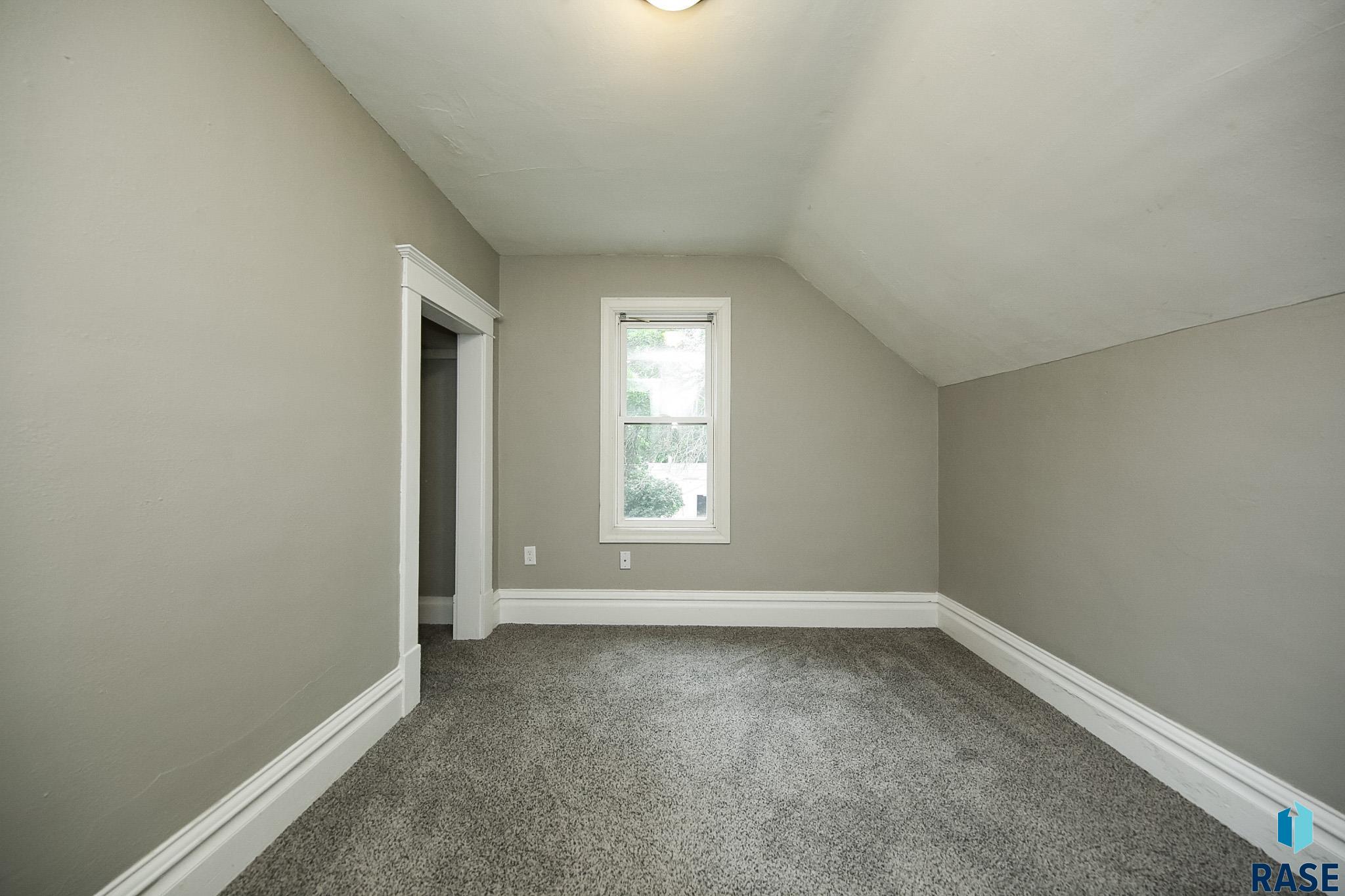 1915 S Walts Ave Avenue, Sioux Falls, New Jersey image 18