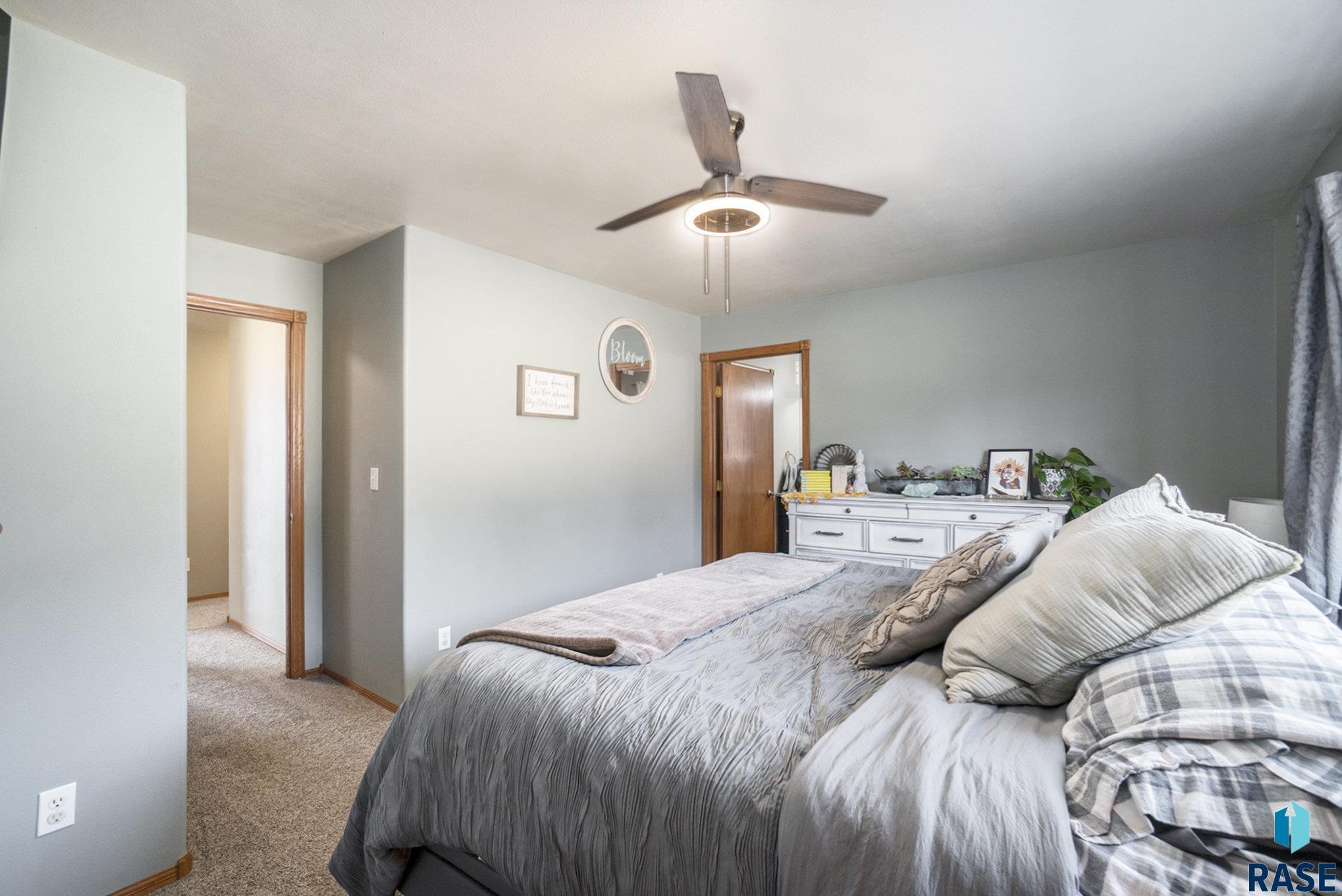 145 Ramm Heights Dr Drive, Madison, South Dakota image 12