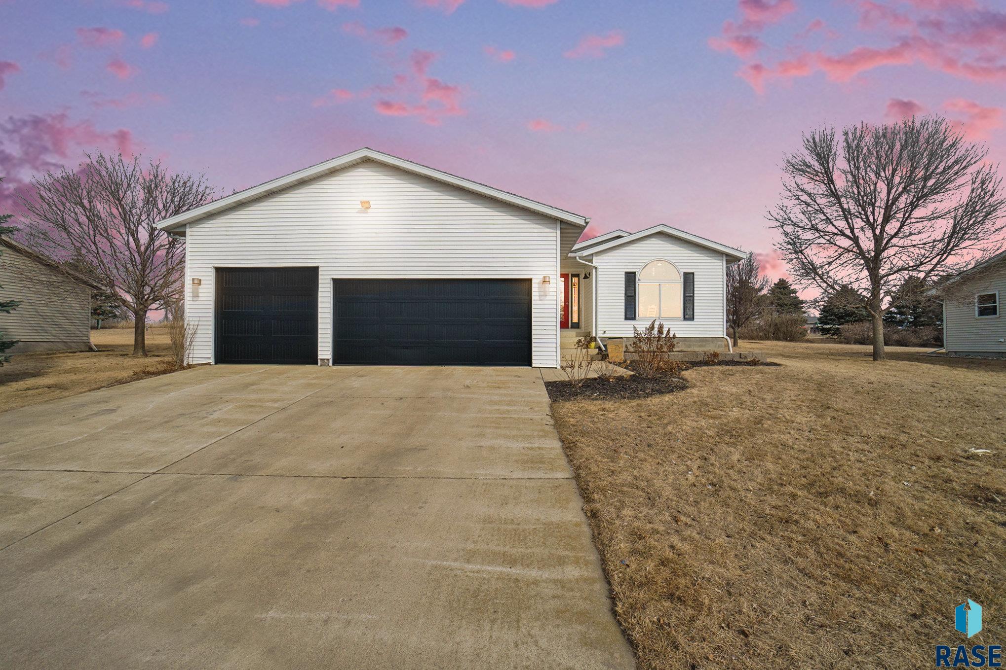 145 Ramm Heights Dr Drive, Madison, South Dakota image 2