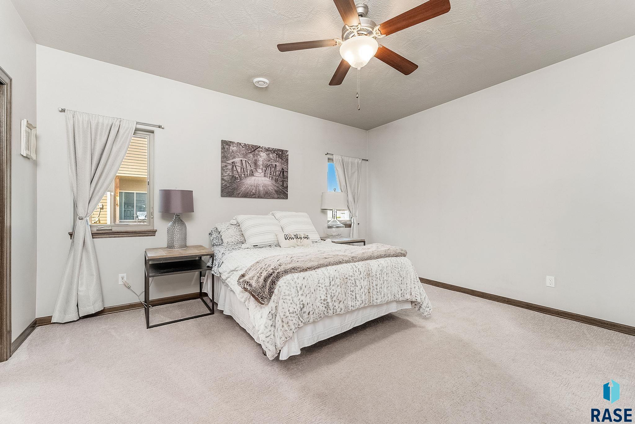 5701 S Bounty Pl Place, Sioux Falls, South Dakota image 9