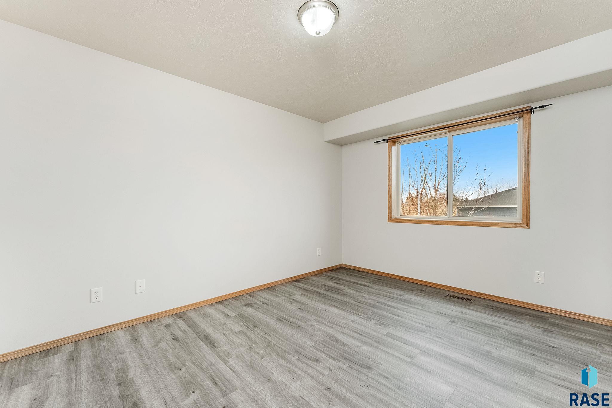6020 S Kerry Ave Avenue #6020, Sioux Falls, South Dakota image 4