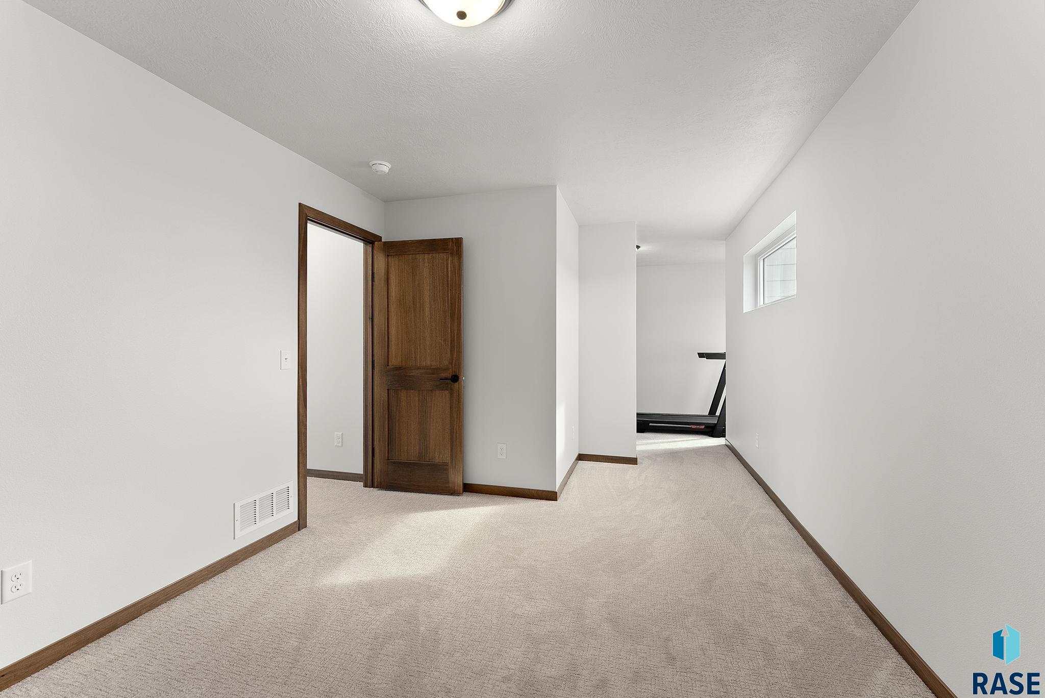 8145 E Tencate Pl Place #302, Sioux Falls, New Jersey image 15