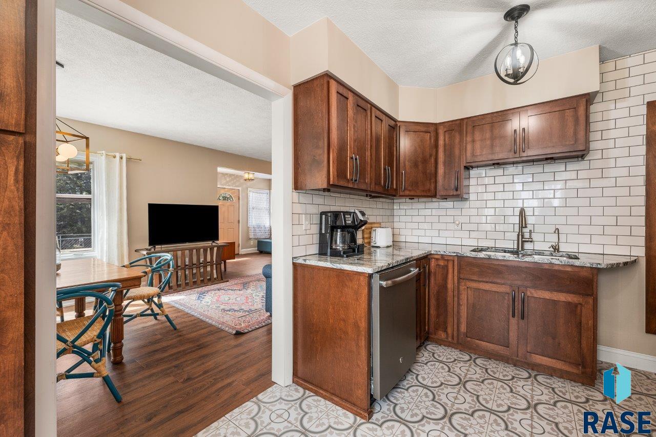 727 E Wiswall Pl Place #1705, Sioux Falls, New Jersey image 12