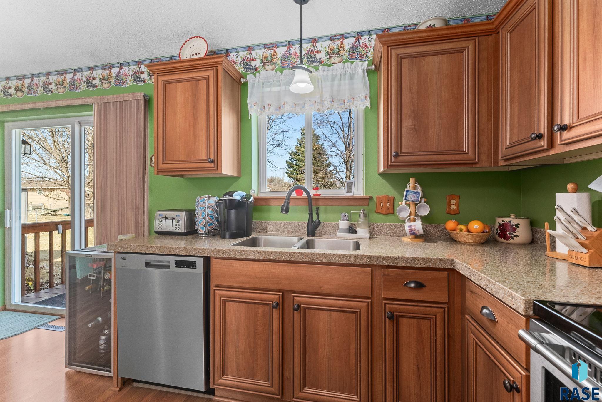 302 Mary Ln Lane, Hartford, South Dakota image 13