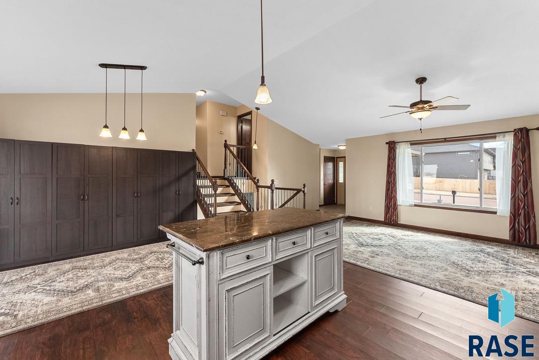 1600 E Liberty Cir Circle, Brandon, South Dakota image 10