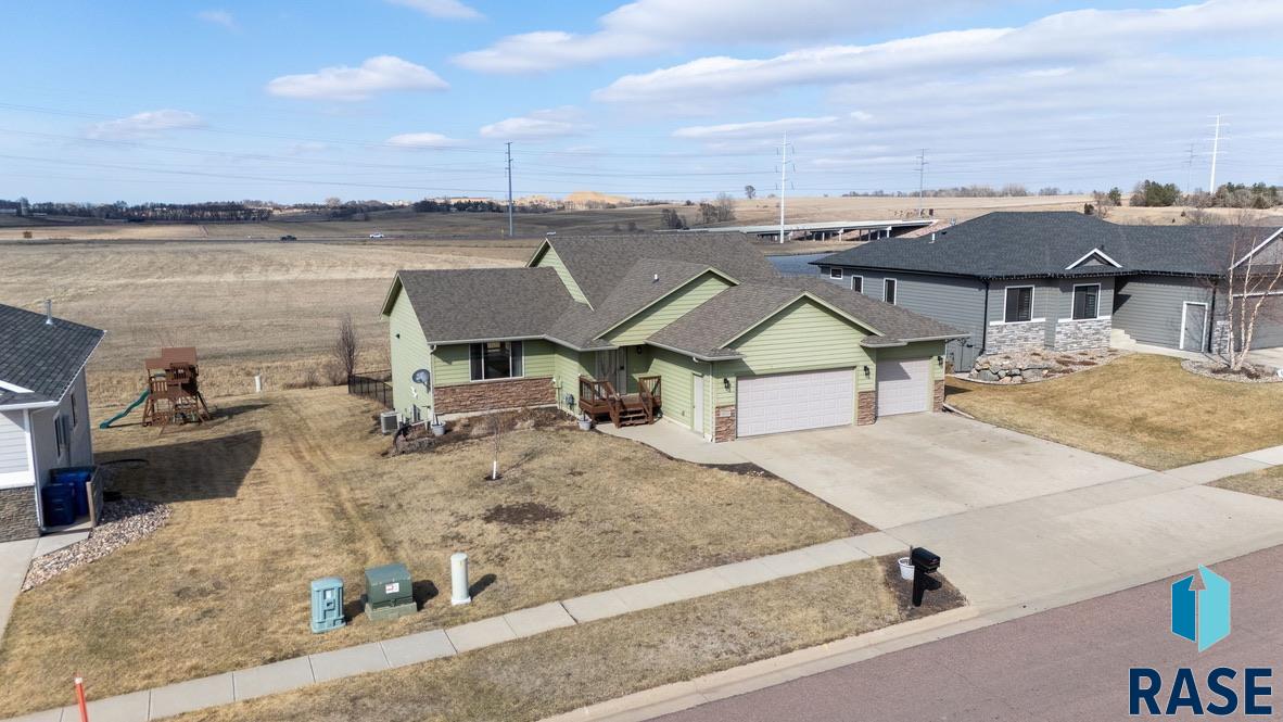 1600 E Liberty Cir Circle, Brandon, South Dakota image 3