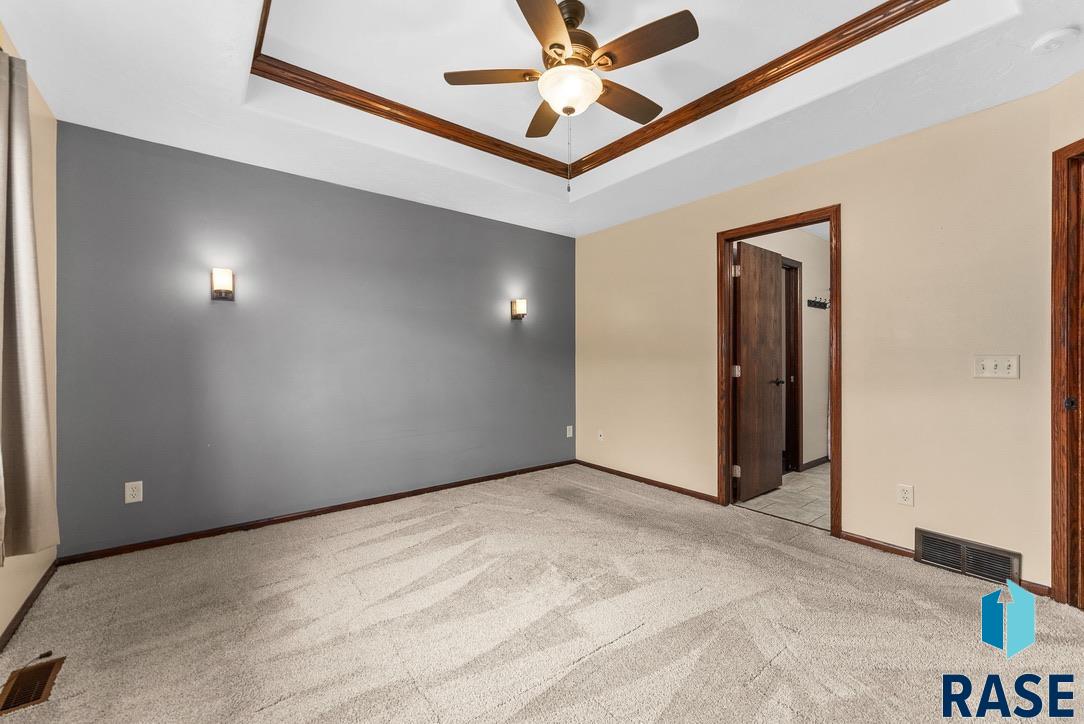 1600 E Liberty Cir Circle, Brandon, South Dakota image 12