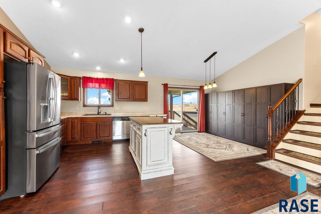 1600 E Liberty Cir Circle, Brandon, South Dakota image 9