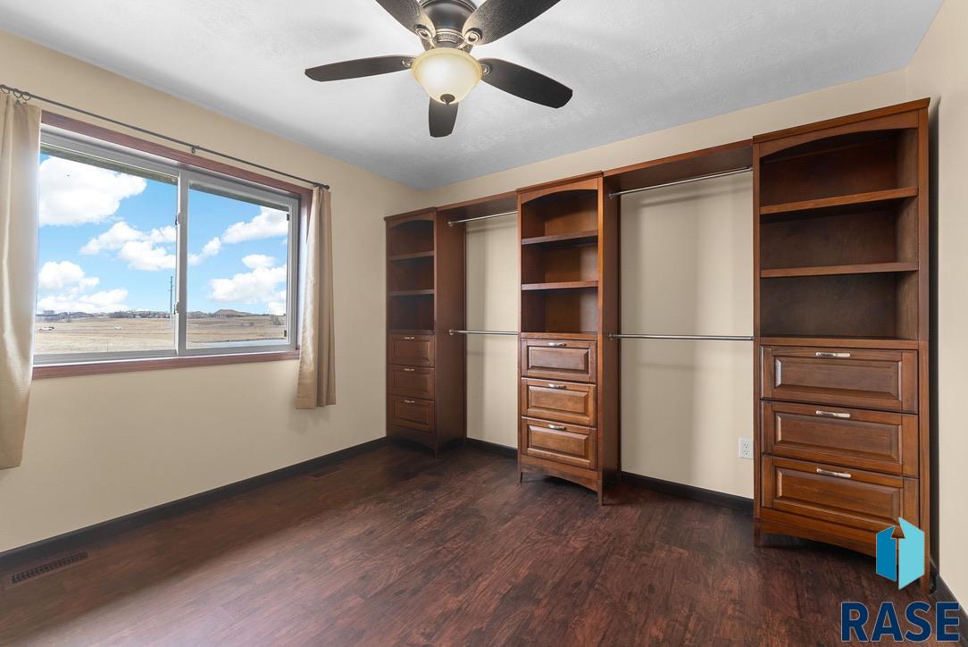 1600 E Liberty Cir Circle, Brandon, South Dakota image 15