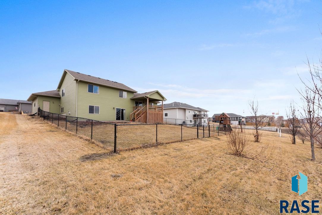 1600 E Liberty Cir Circle, Brandon, South Dakota image 4