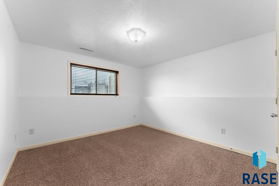 1600 E Liberty Cir Circle, Brandon, South Dakota image 21