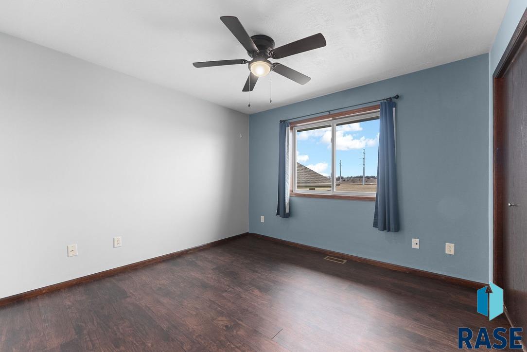 1600 E Liberty Cir Circle, Brandon, South Dakota image 17