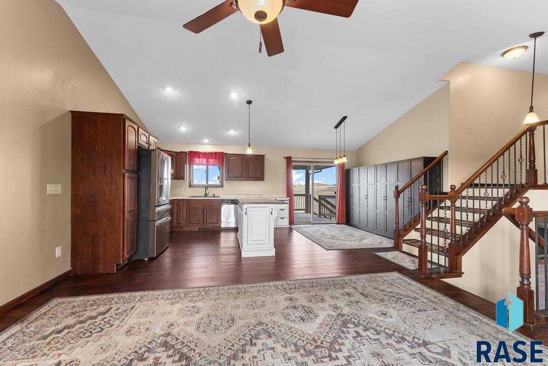 1600 E Liberty Cir Circle, Brandon, South Dakota image 8