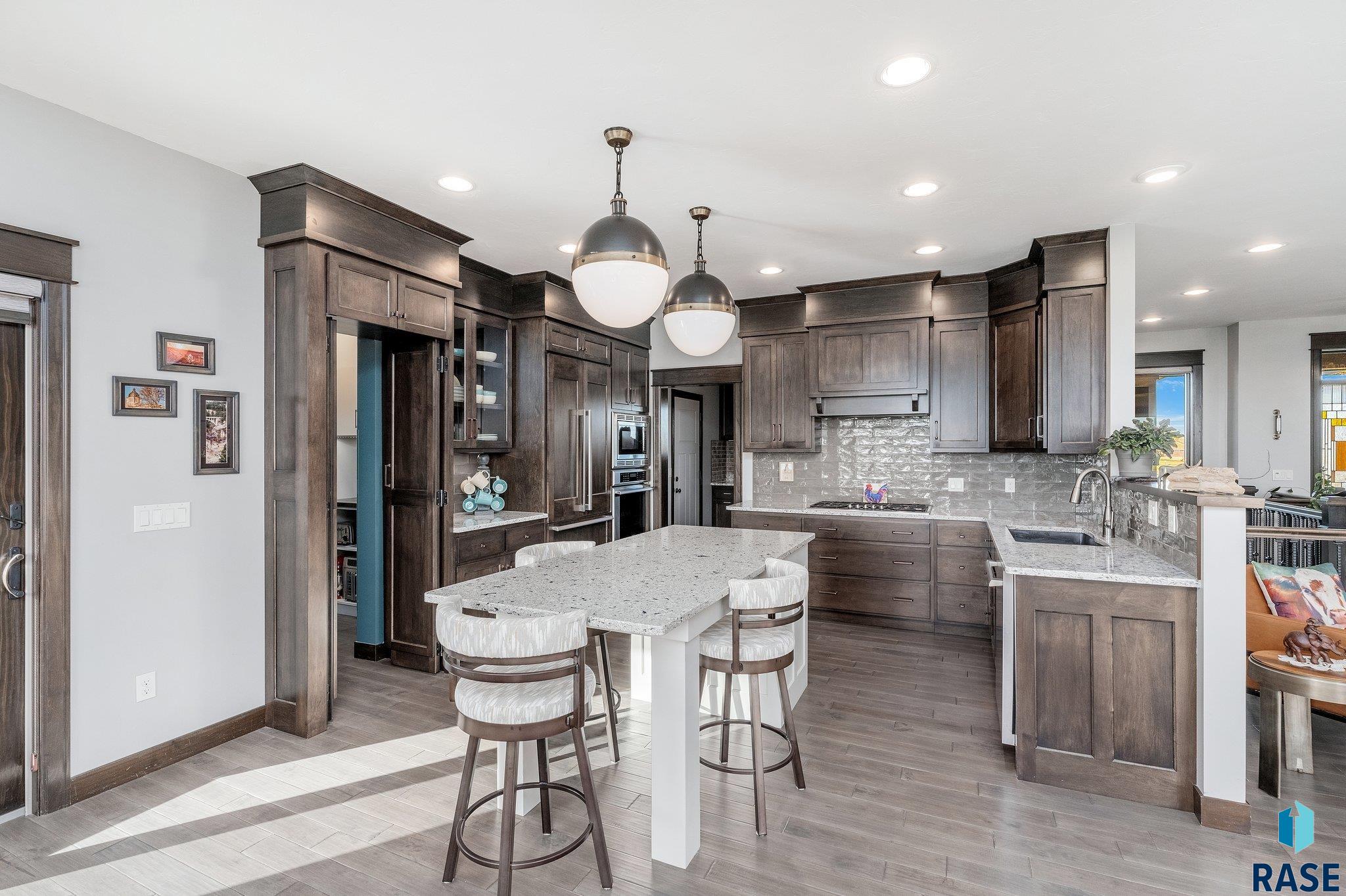 27261 Regal Ct Court, Sioux Falls, South Dakota image 6