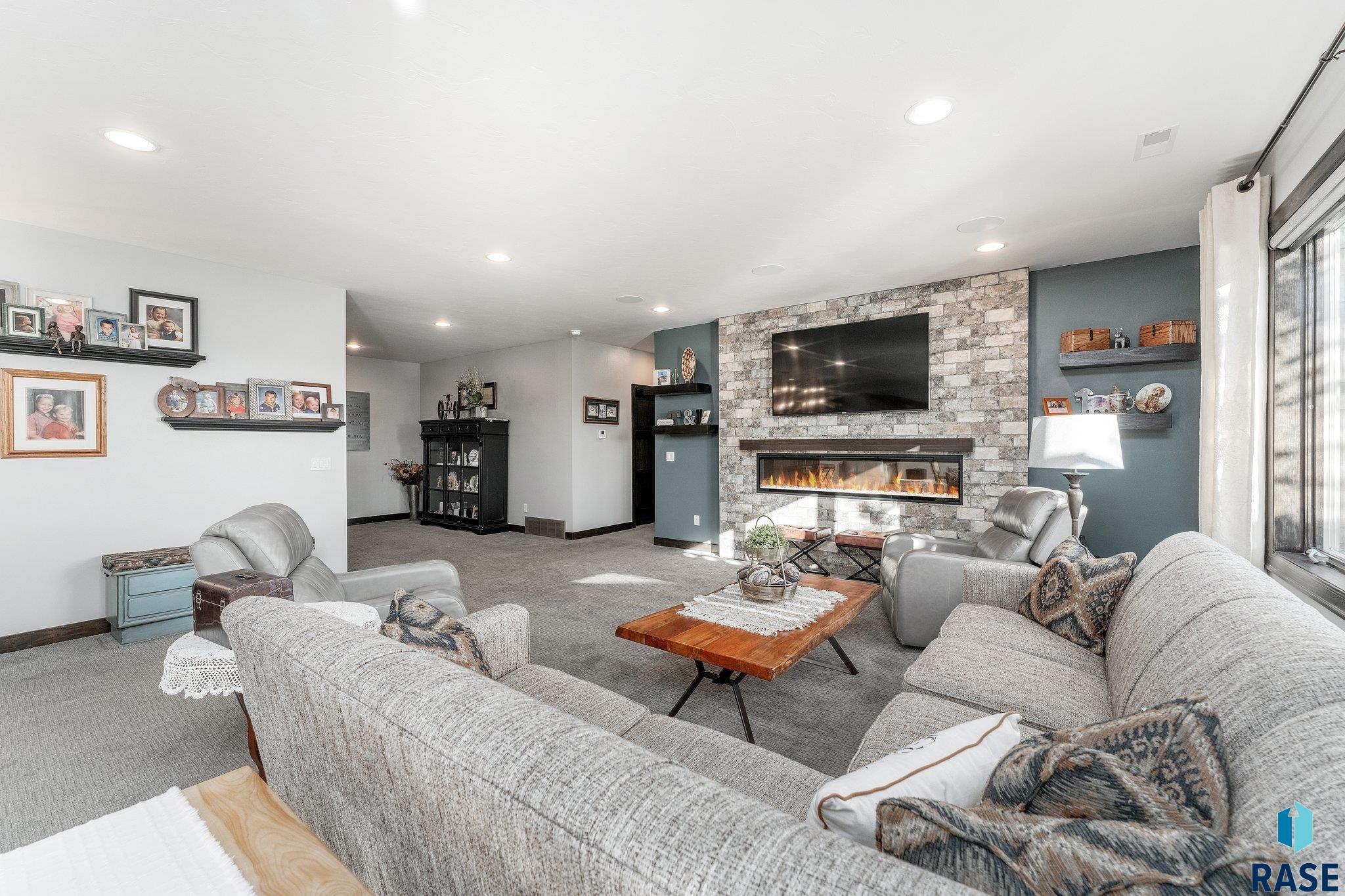27261 Regal Ct Court, Sioux Falls, South Dakota image 20