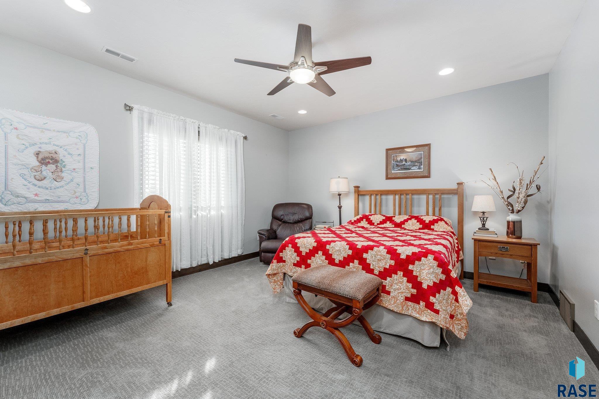27261 Regal Ct Court, Sioux Falls, South Dakota image 37