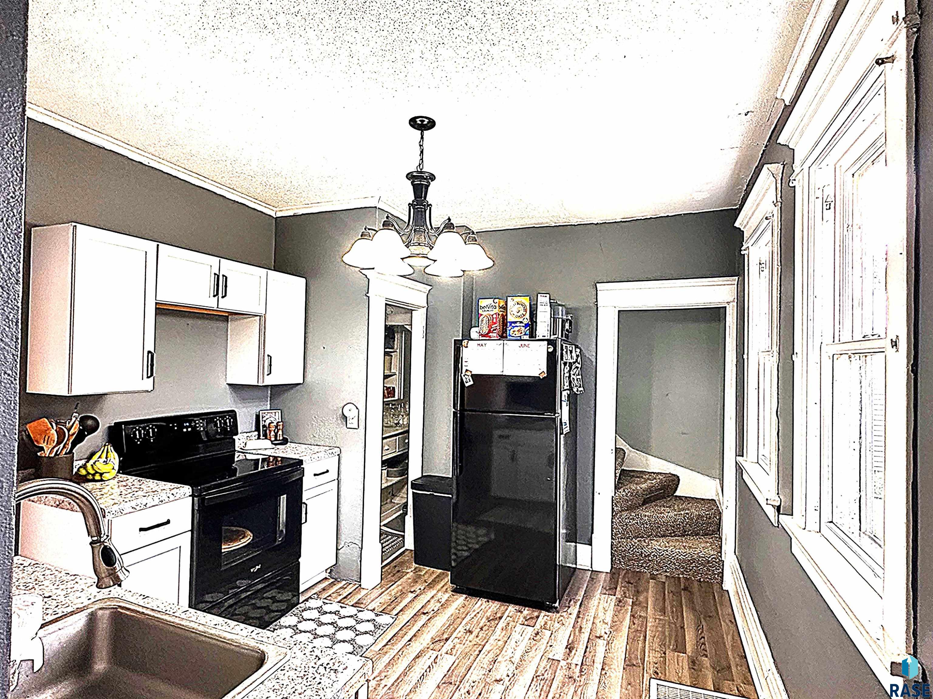 816 W 4th St Street, Canton, New Jersey image 4
